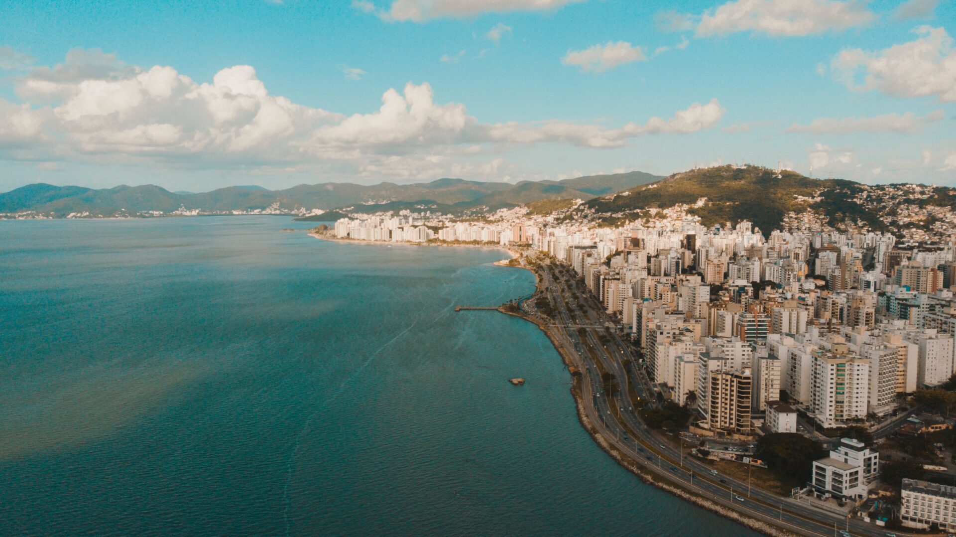 Veja 5 motivos por que empreender em Florianópolis