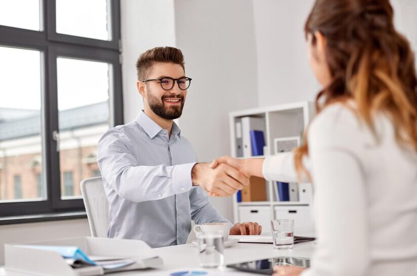 Veja as cidades de SC que mais abrem empresas e geram empregos
