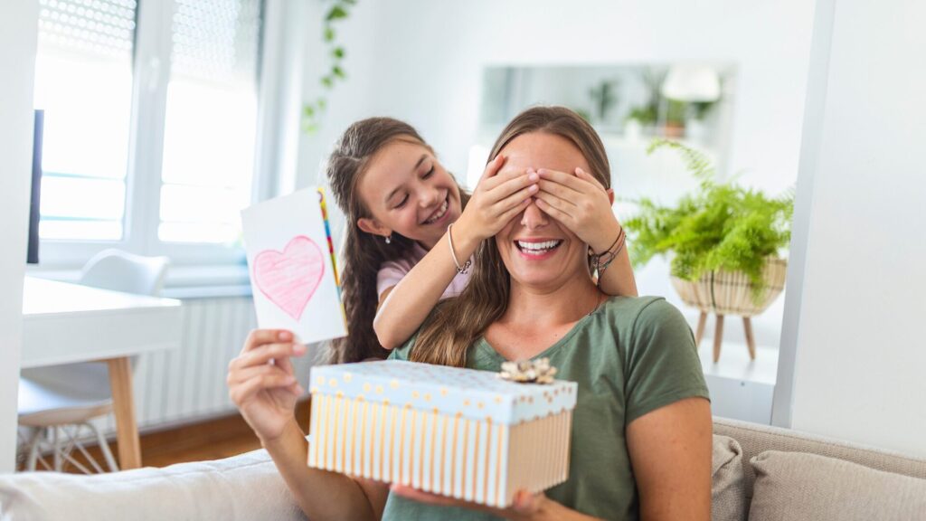 Dia das Mães: pesquisa mostra o que elas querem ganhar em 2025