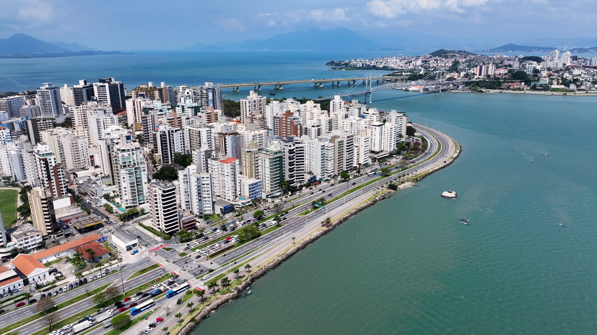 Florianópolis é a cidade mais competitiva do Brasil graças à economia