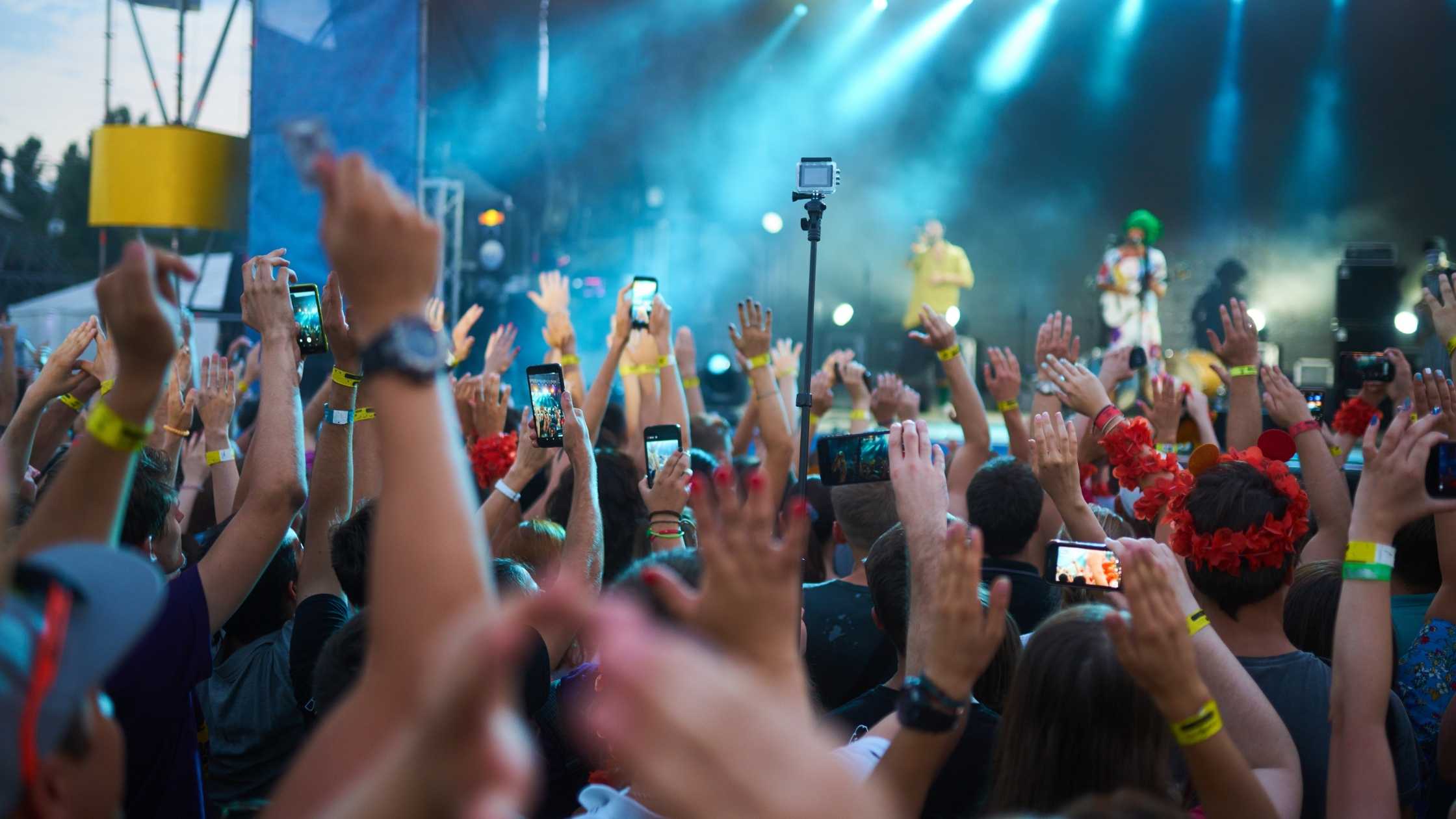 Saiba como conectar sua marca com as atividades culturais no Brasil