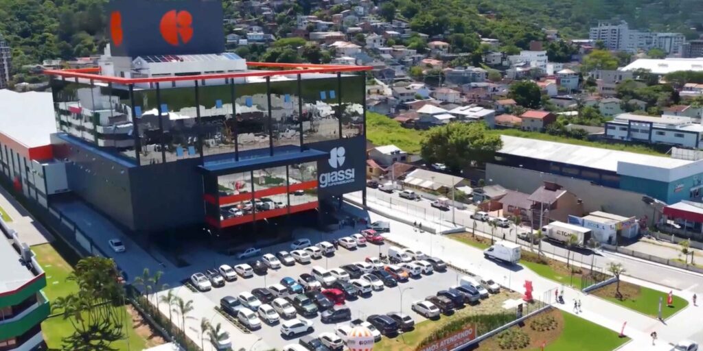 Florianópolis ganha a primeira unidade do Giassi Supermercados